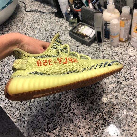 Yeezy frozen yellow - Picture 2 of 6